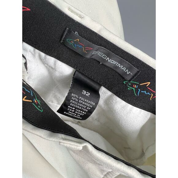 Men's Greg Norman off white Golf Shorts with pockets - Picture 3 of 11